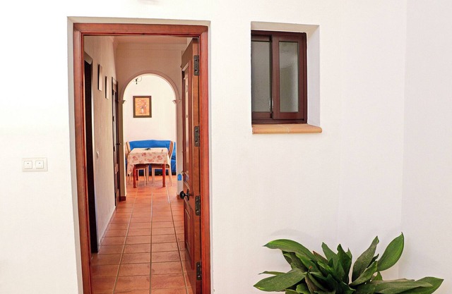 Apartment Canalejas close to everything