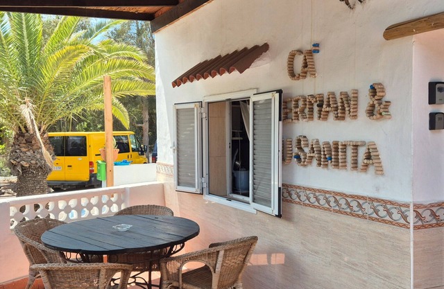 Apartment "Casa German Y Susanita" with Terrace & Garden; Parking on Street Available, Pets Allowed