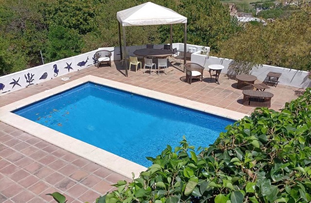 Apartment 'Casa Romana' with Mountain View, Wi-Fi and Fans