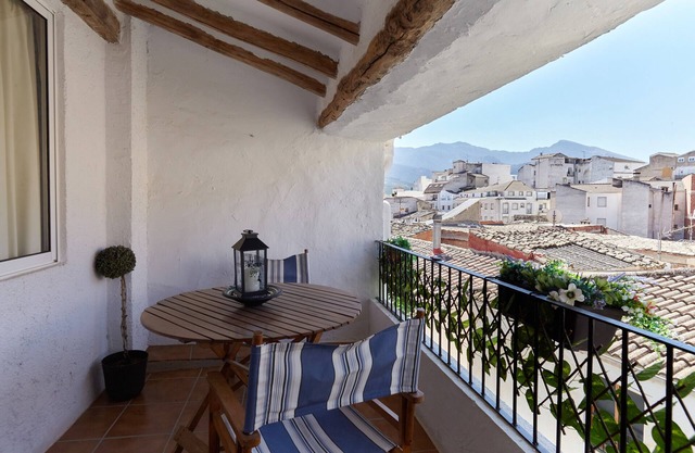 Apartment 'Cazorla Rural Guadalquivir' with Private Terrace, Wi-Fi and Air Conditioning