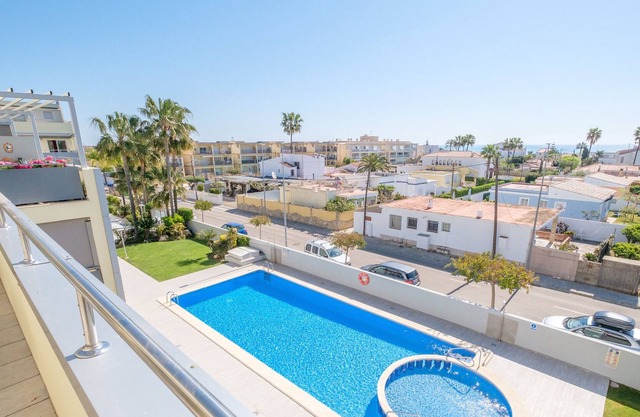 Apartment 'Cobysol' with Sea View, Wi-Fi and Air Conditioning