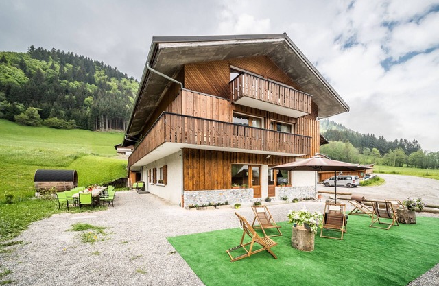 Apartment 'Coeur De Charmy' with Mountain View, Private Terrace and Wi-Fi