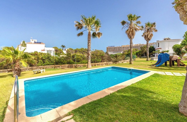 Apartment 'De Playa En Ciutadella' with Shared Pool, Shared Garden and Wi-Fi