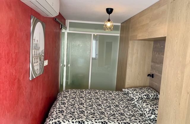 Apartment downtown Le Lavandou 350 m from the beach