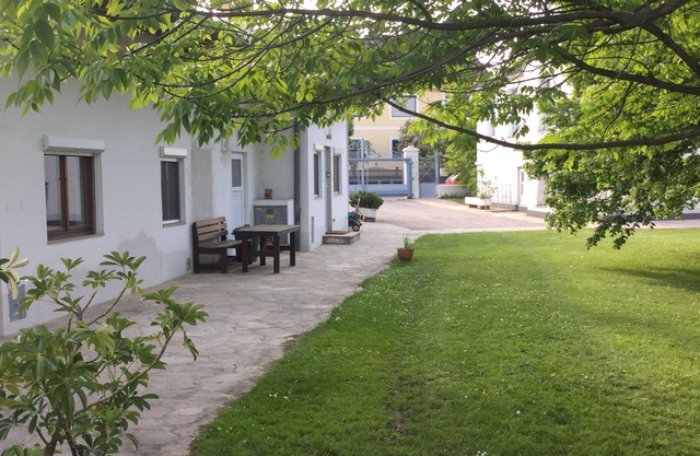 Apartment EINS - with a view of the countryside