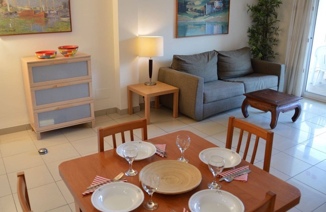Apartment "Estartit Park 1-2" with Private Terrace, Shared Pool & Wi-Fi