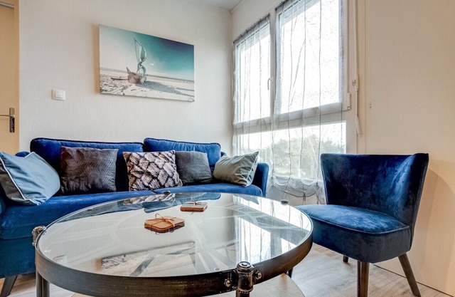 Apartment for 4 - Beach 250m away in St Jean de Monts