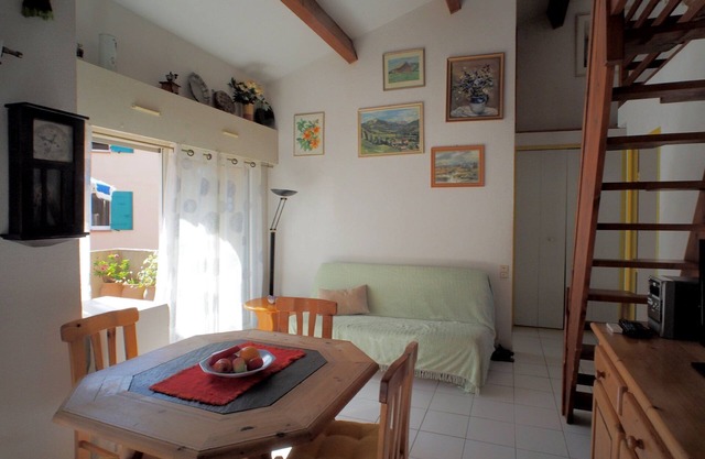 Apartment 'F K K Ferienwohnung Oasis Naturist' with Shared Pool, Shared Garden and Wi-Fi