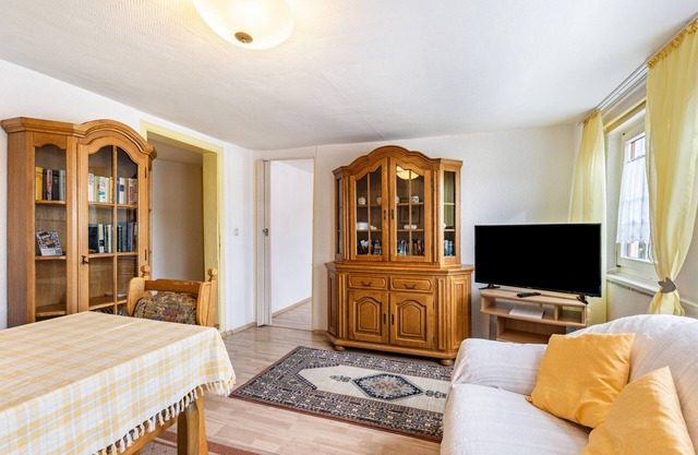 Apartment 'Ferienwohnung 201' with Shared Garden and Wi-Fi