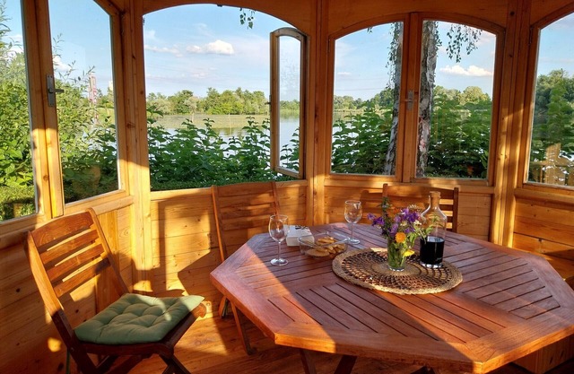 Apartment 'Ferienwohnung 'im Havelhaus' with Private Terrace, Private Garden and Balcony