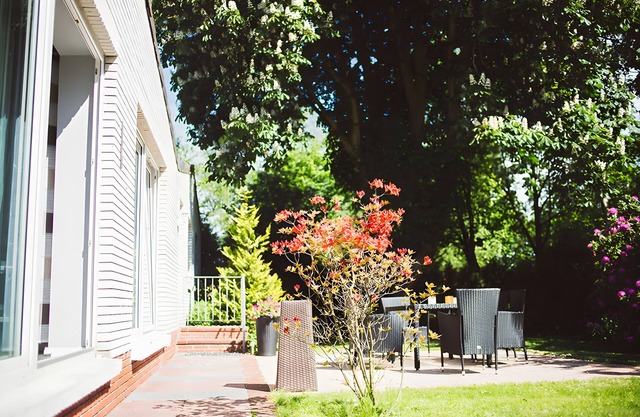 Apartment 'Ferienwohung An Der Kastanie' with Private Terrace, Private Garden and Wi-Fi