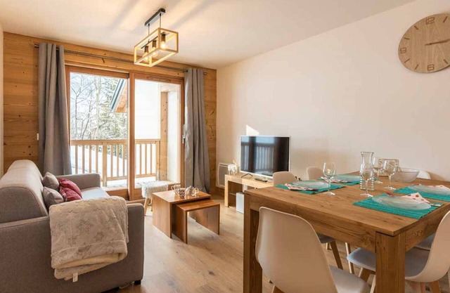 Apartment for 6, 2 bedrooms, balcony, parking, WIFI