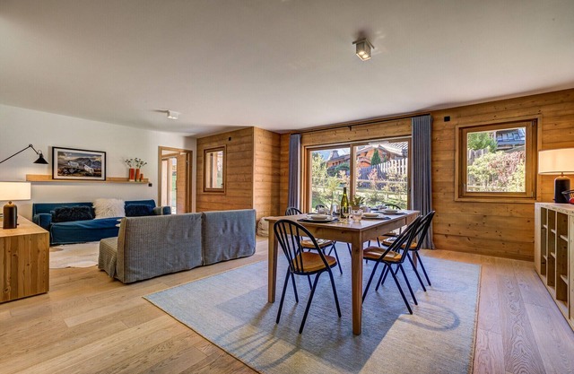 Apartment with Terrace & Garden 250m from Ski Lift