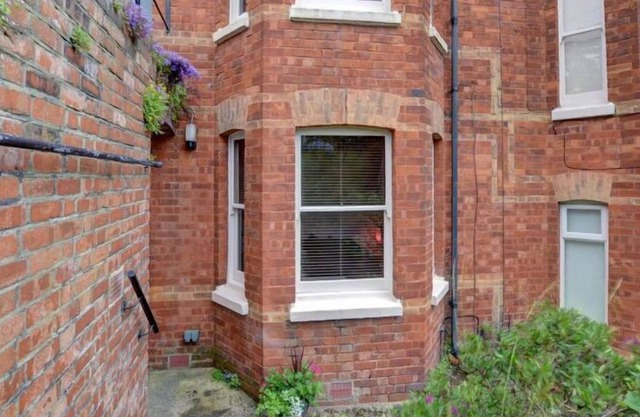Apartment Bambi in Royal Tunbridge Wells - 2 persons, 1 bedrooms