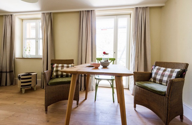 Apartment Hotel Berghaus Freiburg with panoramic view and mountain air at 1161m