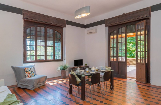 Apartment 'I Tigli - Pervinca' with Shared Pool, Wi-Fi and Air Conditioning
