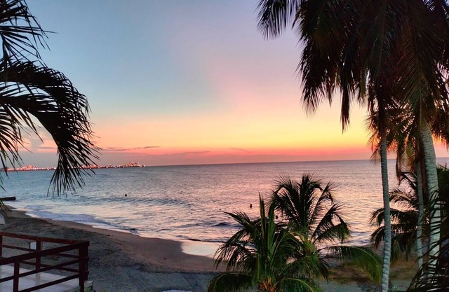 Apartment in gated community with direct access to the beach!