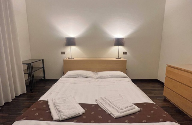 Apartment in the exhibition center, clinic, near the historic center