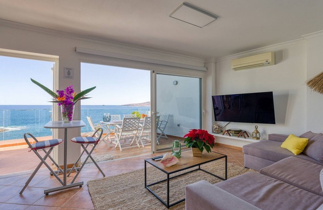Apartment in Tufia with Oceanfront Terrace