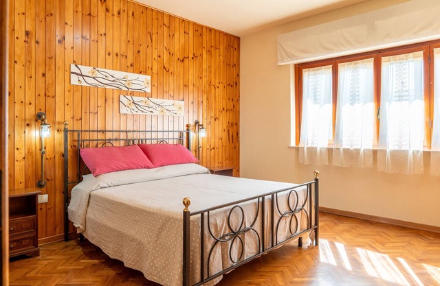 Apartment 'Lola' with Mountain View and Wi-Fi