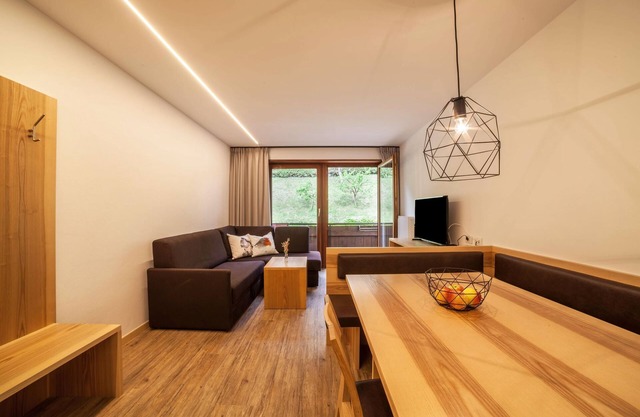 Apartment 'Riederhof Arthur 2' with Mountain View, Pool, Sauna, Wi-Fi & Balcony