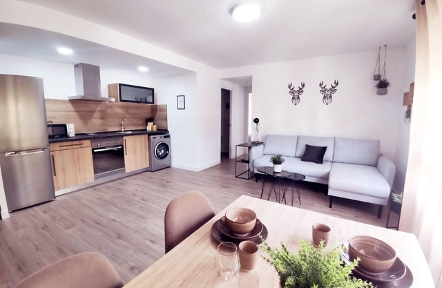 Apartment Jaca, 2 bedrooms, 5 persons