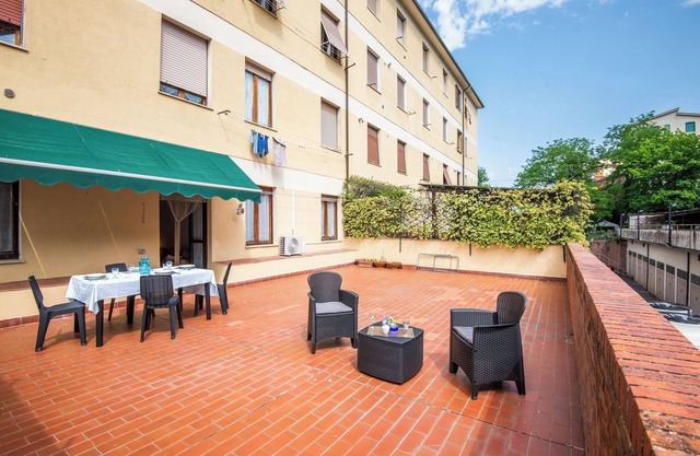 Apartment 'La Casa Di Nonna - Siena' with Private Terrace, Wi-Fi and Air Conditioning