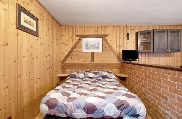 Apartment 'La Nouva' with Shared Terrace, Shared Garden and Wi-Fi