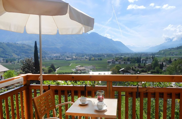Apartment 'Löwenzahn' with Mountain View, Wi-Fi and Air Conditioning