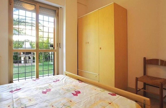 Apartment near Majella Park & Beach