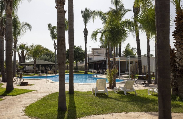 Apartment 'Oasi Lamia - 3' with Shared Pool, Wi-Fi and Air Conditioning