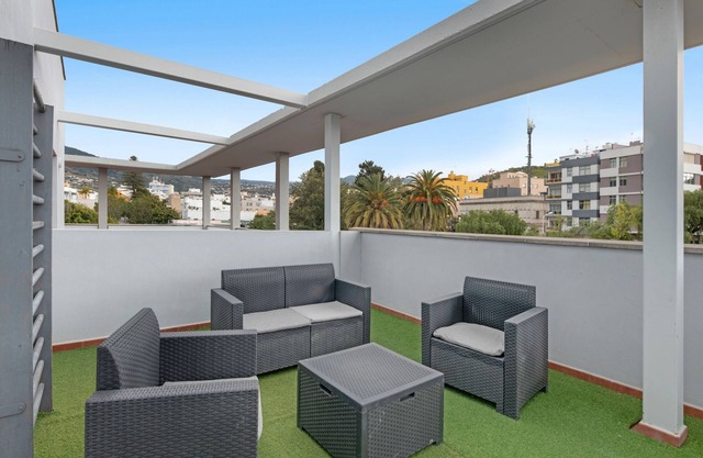 Apartment 'Olia' with Private Terrace, Balcony and Air Conditioning