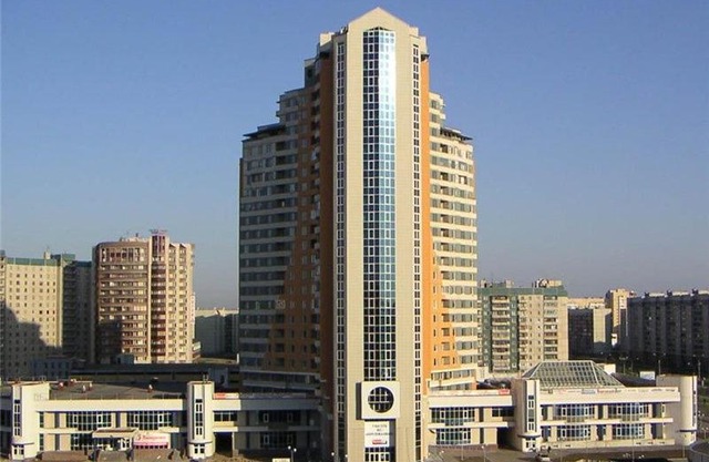 Apartment on Pyatiletok 2