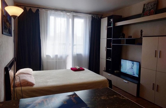 Apartment on Shuvalova