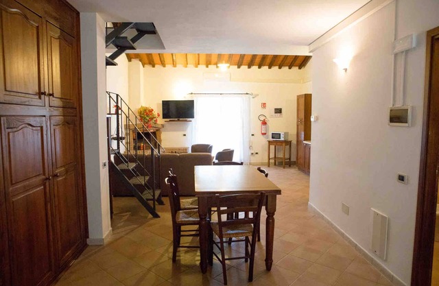 Apartment 'Papavero' with Shared Pool, Wi-Fi and Air Conditioning