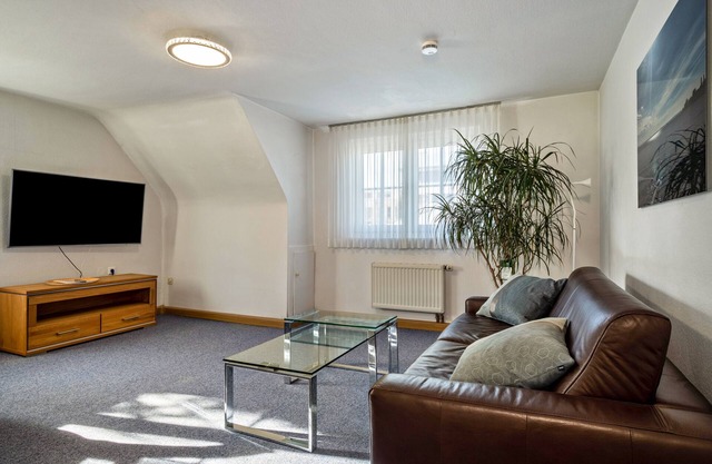 Apartment 'Pe Loft Central' with garden courtyard and Wi-Fi