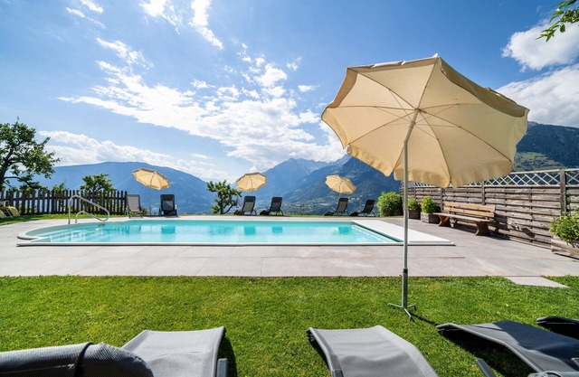 Apartment 'Roath Hof 3' with Mountain View, Shared Garden and Wi-Fi