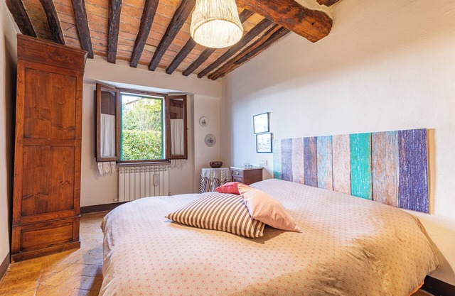 Apartment 'Rocci Al 17' with Mountain View and Wi-Fi