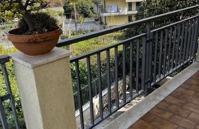 Apartment 'Samia' with Sea View, Balcony and Air Conditioning
