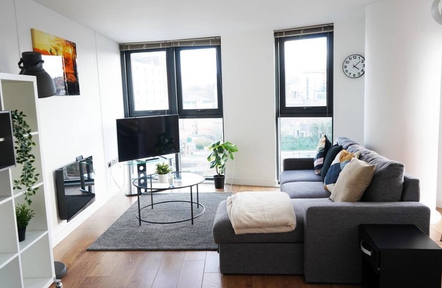 Apartment - Sleeps 4 - Pet friendly - WiFi