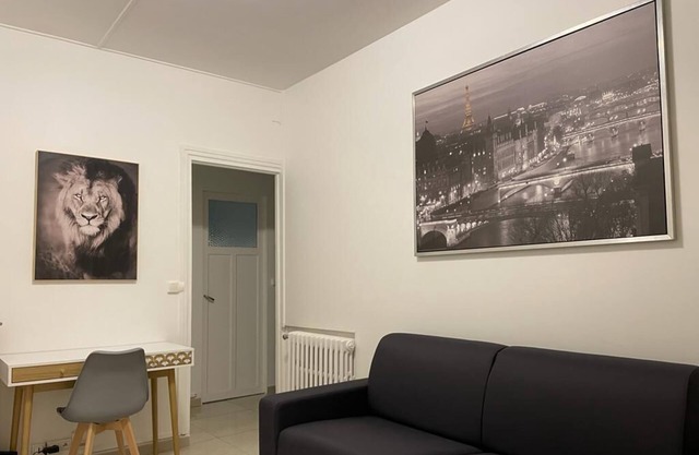 Apartment 'Studio Paris 1km Parc Des Expos' with Shared Garden and Wi-Fi