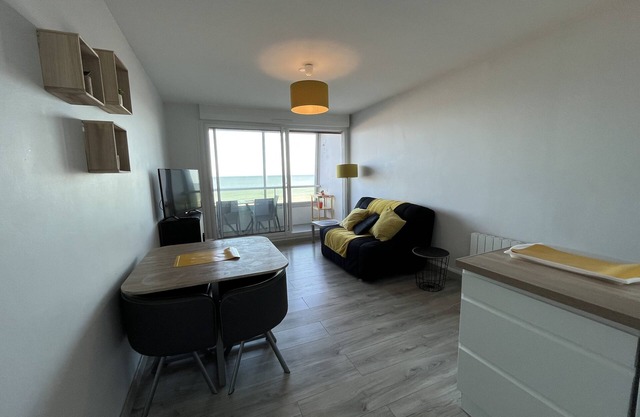 Apartment T2 Direct sea view