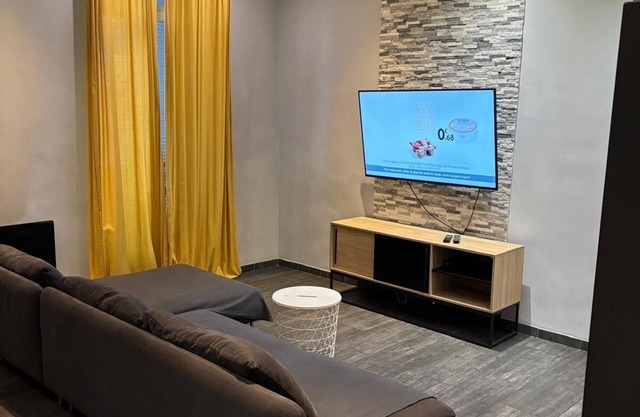 Apartment T2 equipped, 1 bedroom, Marseille Chartreux close to amenities