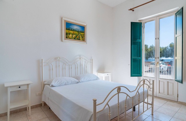 Apartment 'Terrazza Sul Mare' with Sea View, Wi-Fi and Air Conditioning