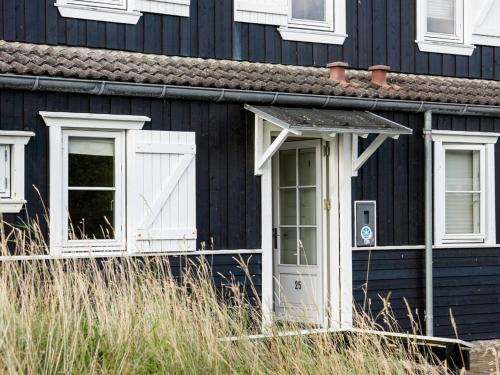Apartment Tofan - 100m to the inlet by Interhome
