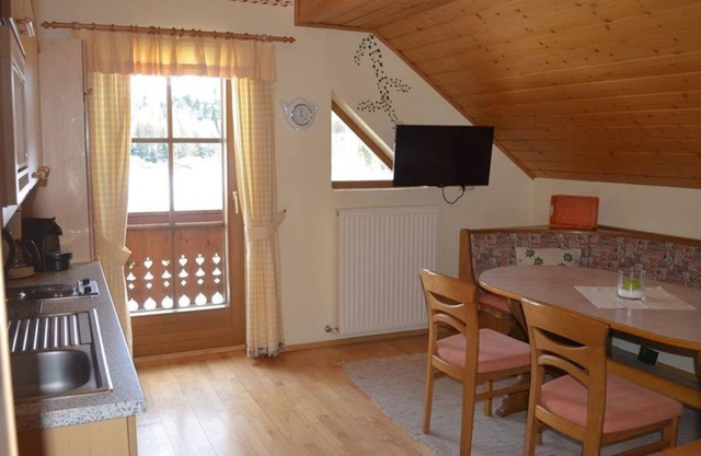 Apartment TOP 2 with 2 bedrooms & balcony - Brandstätter, Urbangut