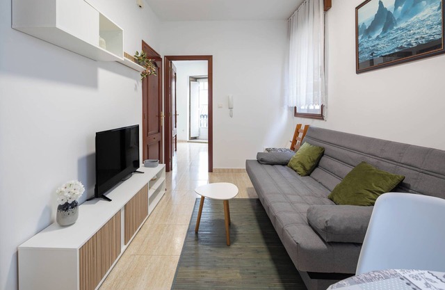 Apartment 'Valle Inclan' with Balcony