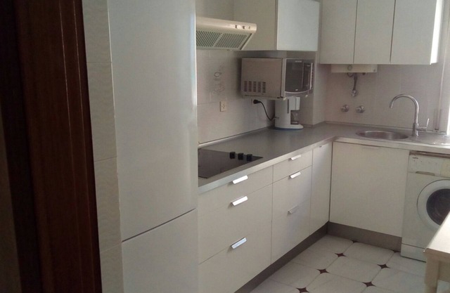 Apartment with 4 bedrooms and 2 bathrooms a few meters from the beach. All exterior