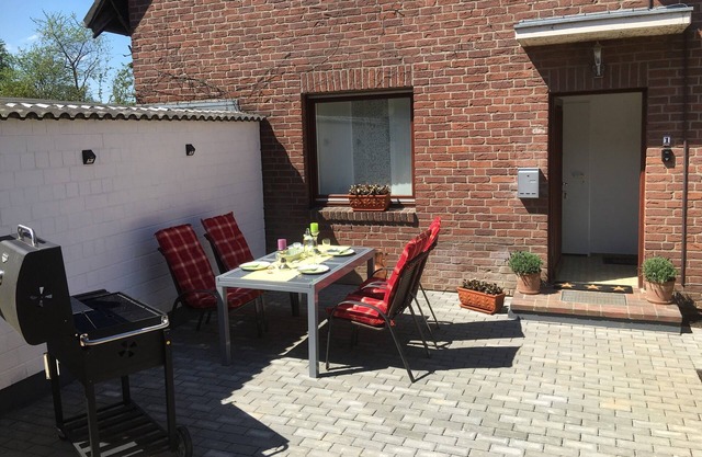 Apartment with garden near the old town of Lübeck