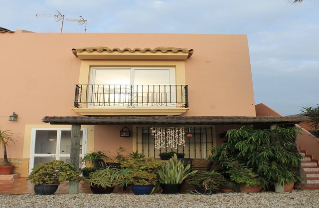 Apartment with parking, El Palmar beach